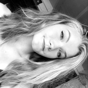 Meet your Posher, Lydia